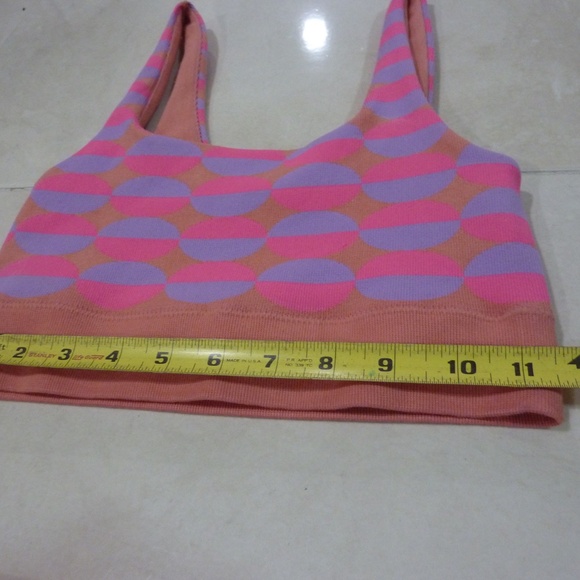Fabletics SET Seamless High Waisted Short and Bra Womens XS Pink Purple - Picture 3 of 6